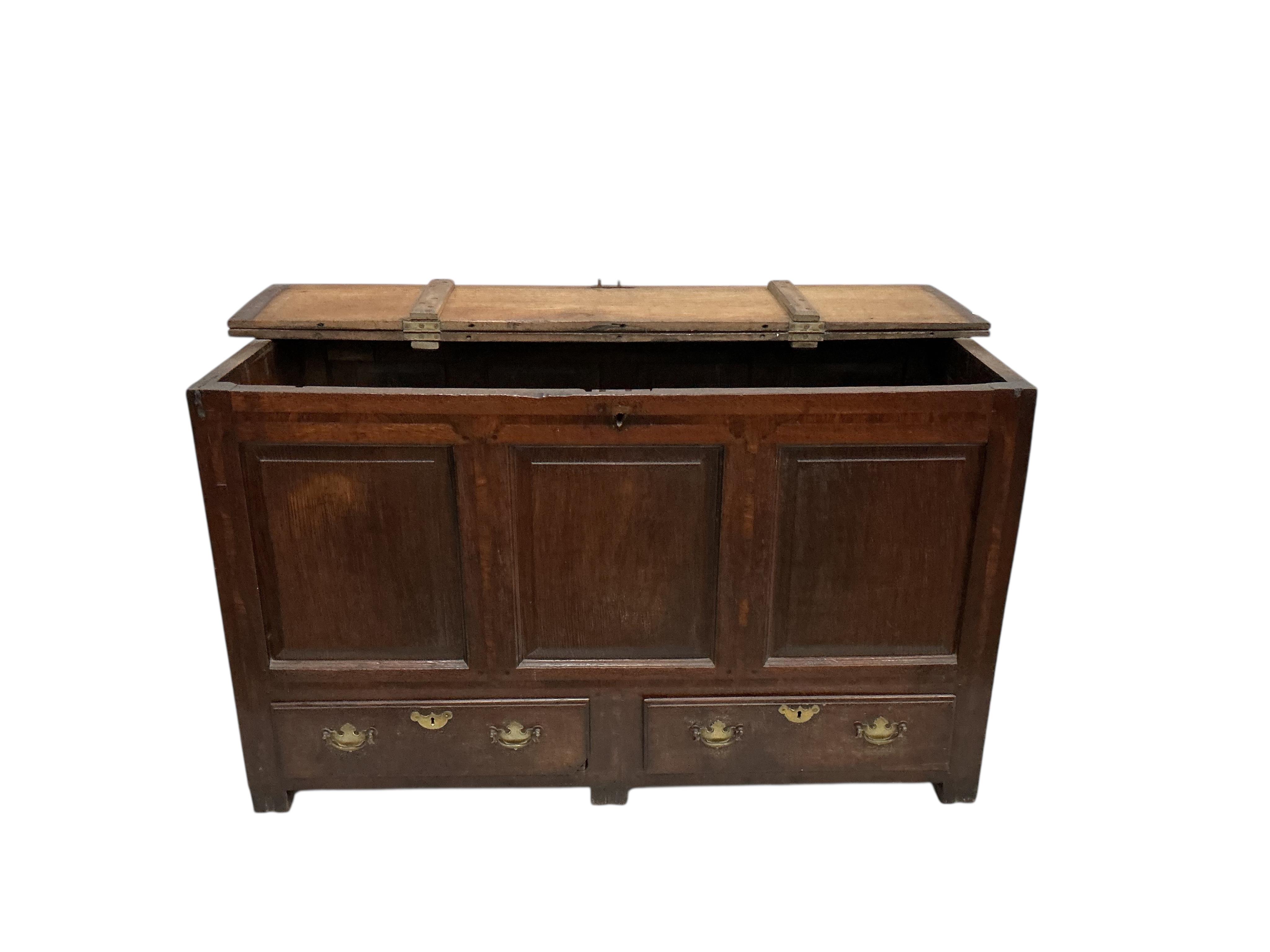 A George III oak mule chest, width 134cm, depth 54cm, height 79cm